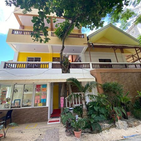 Vicente Aguirre Rooms Boracay Island Екстер'єр фото